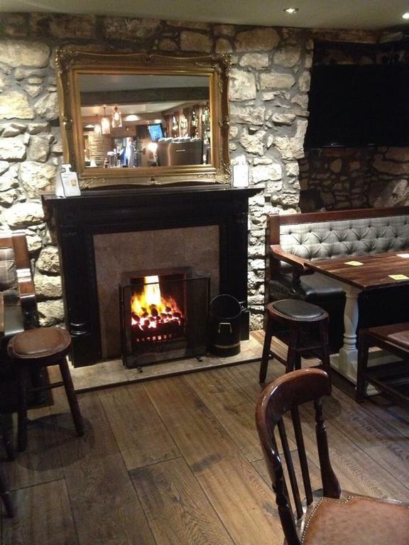Riccarton Inn Currie Εξωτερικό φωτογραφία